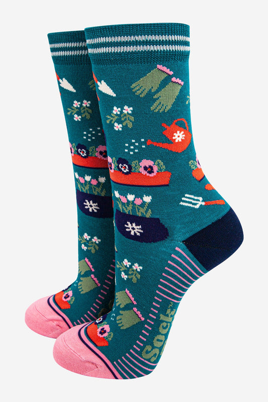 Women's Bamboo Socks - Teal/Pink, Gardening