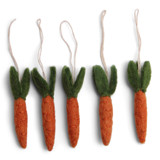 carrot-felt-decorations