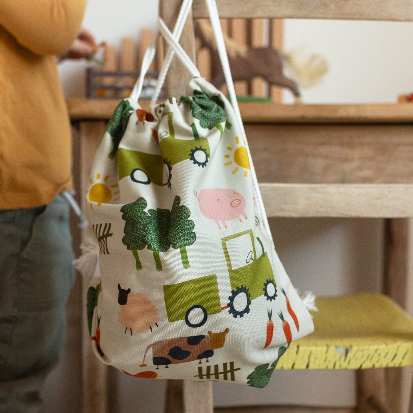 farm-print-drawstring-bag