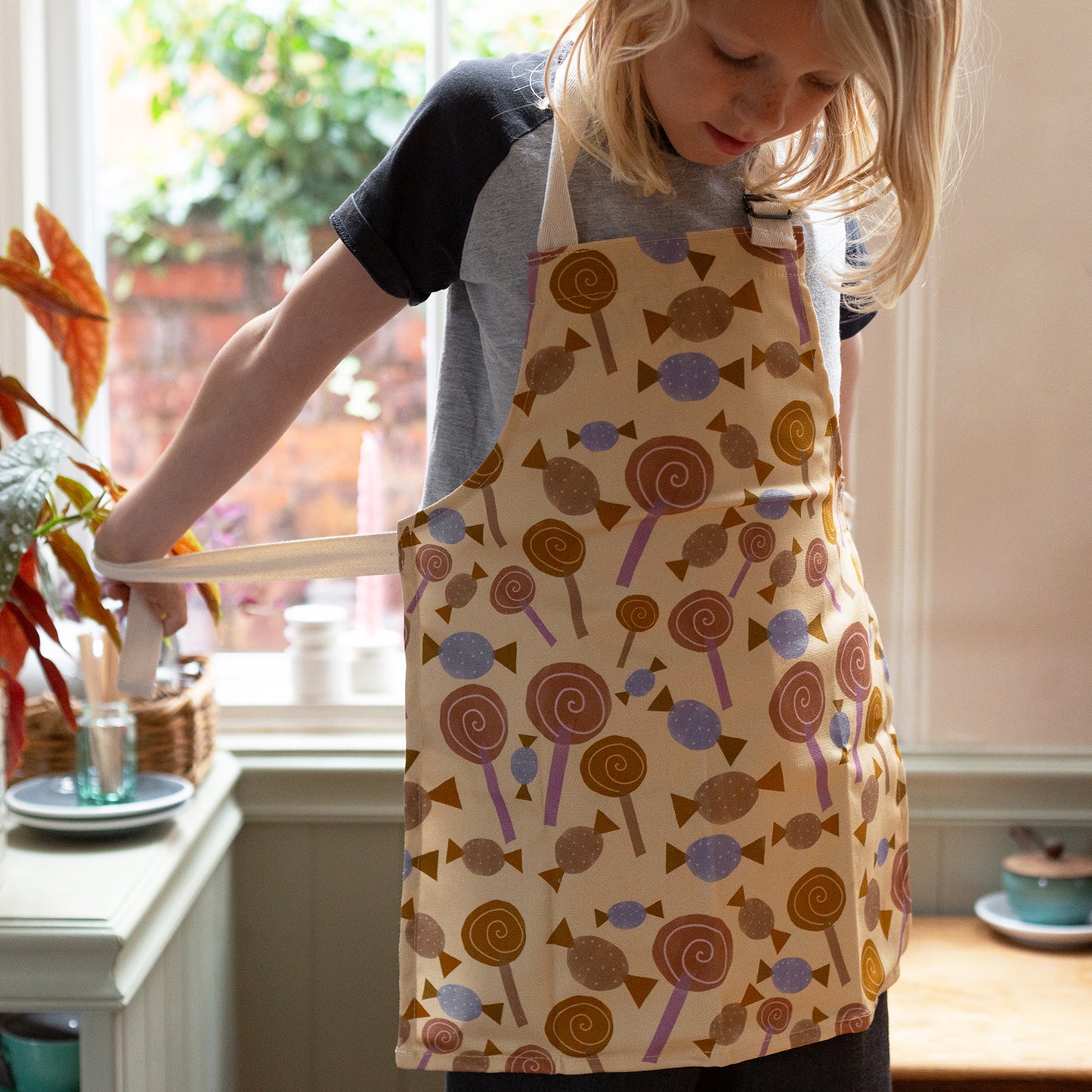 childrens-sweetie-apron