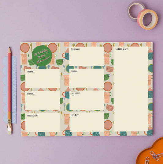 An A4 weekly meal planner with a teatime pattern, 52 tear off sheets, blank sections for each day of the week and a shopping list.
Eco-friendly made in Britain