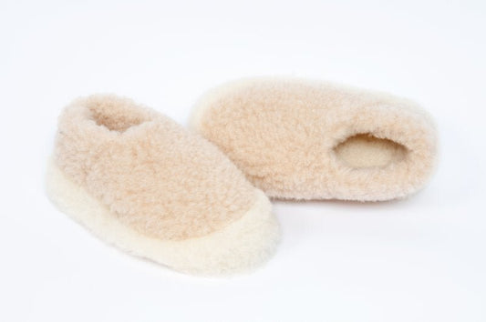 100% wool slippers beige