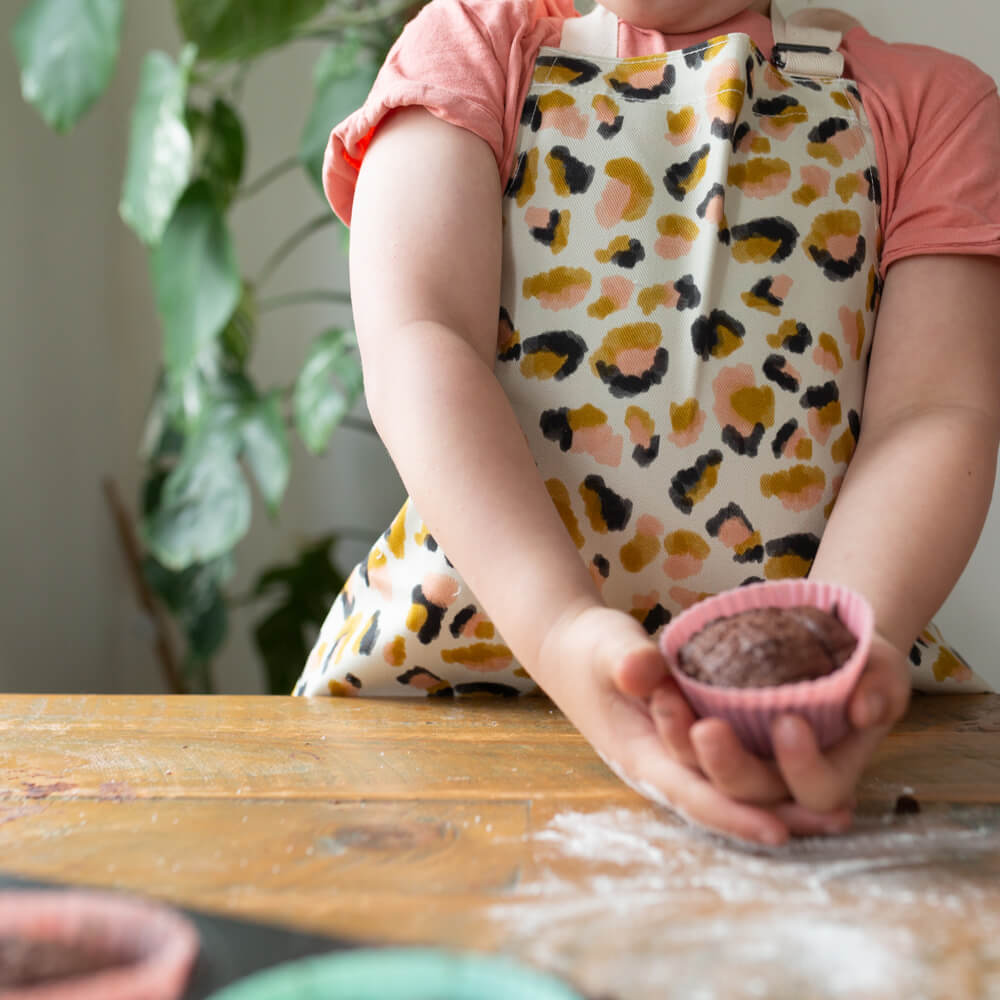 leopard-print-childrens-apron