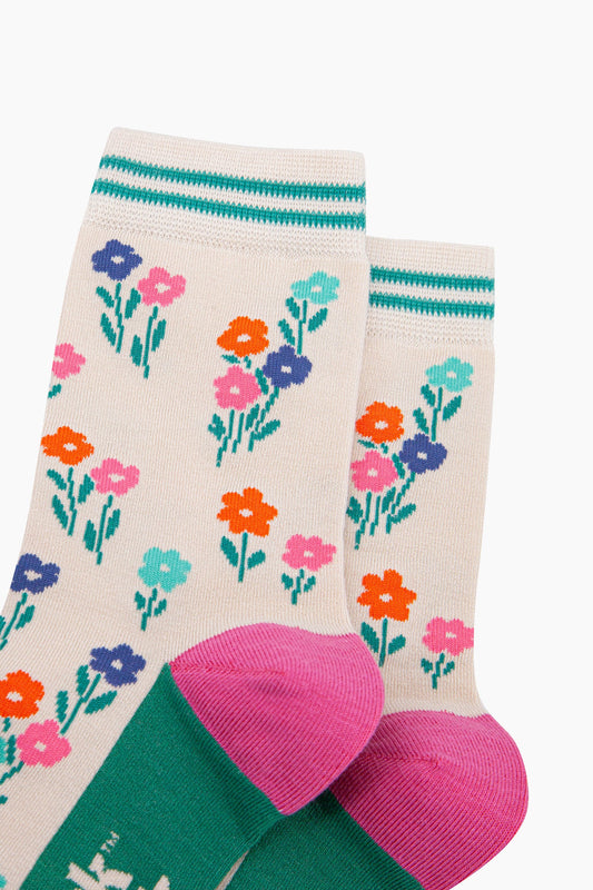 Womens Wildflowers Bamboo Socks in Cream