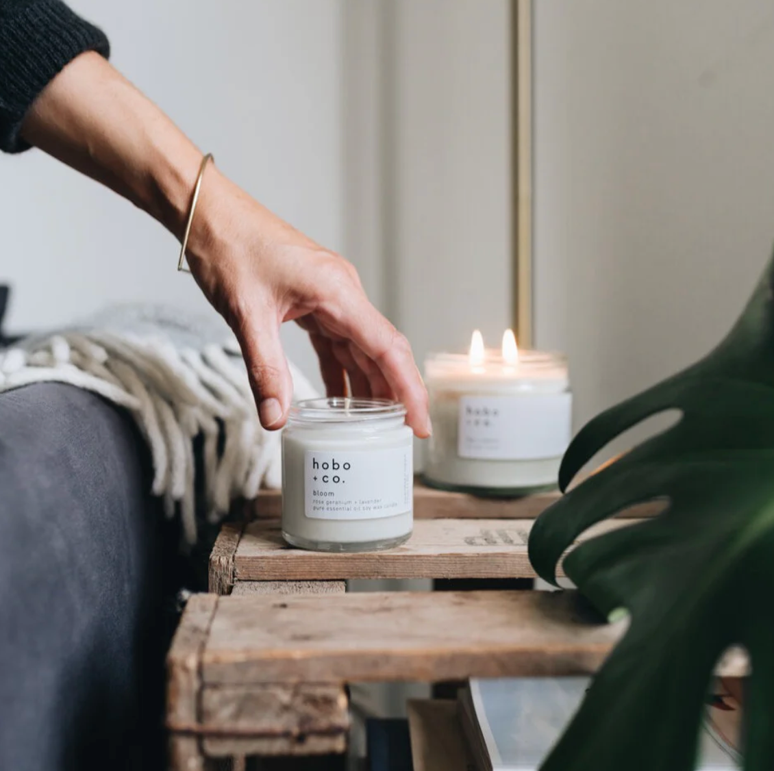 bloom-aromatherapy-candle