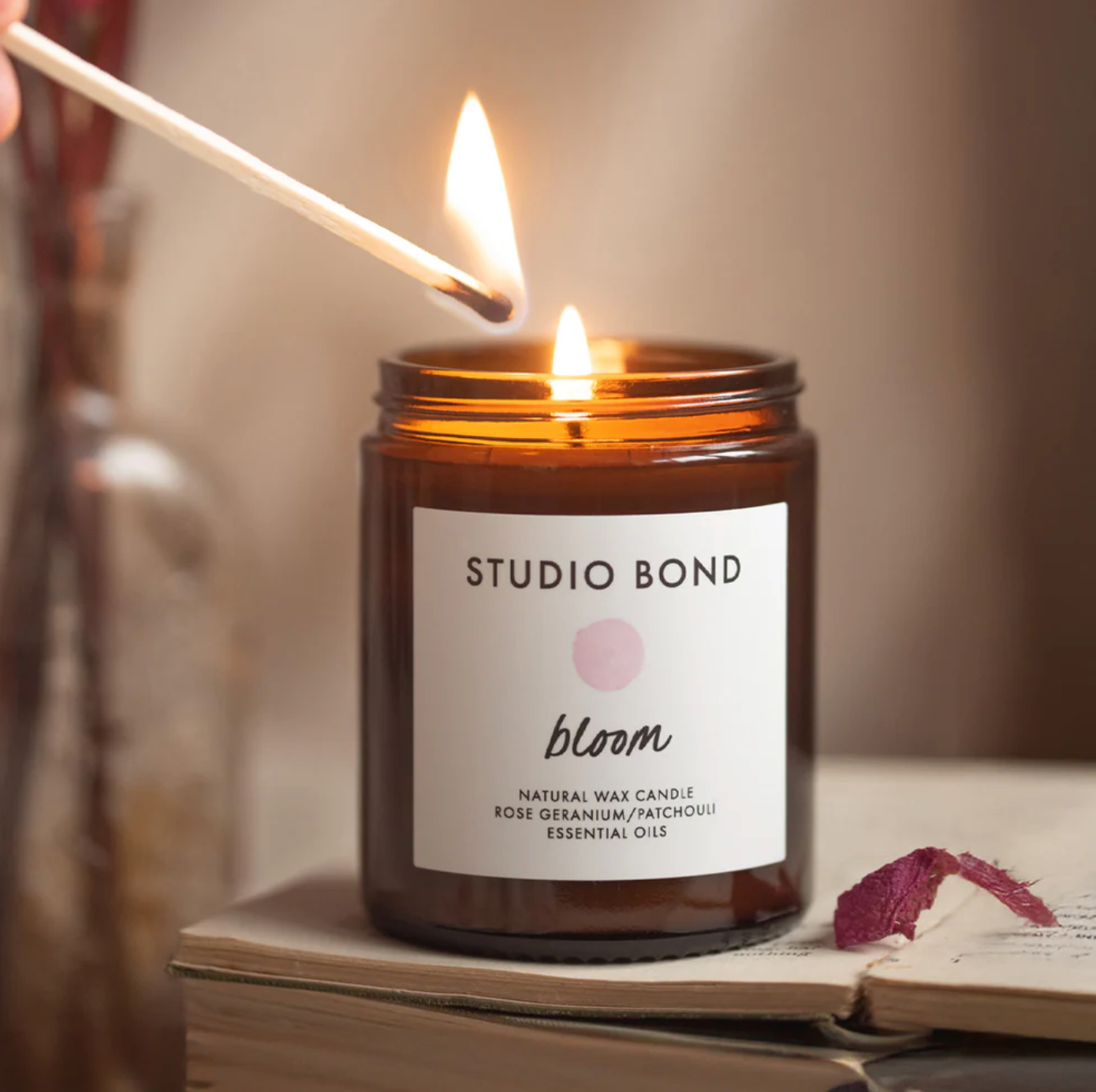 bloom-candle-natural