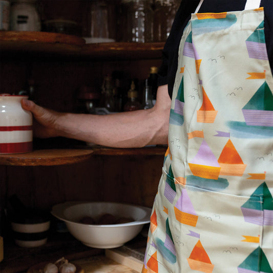 Adult apron with boat design and pocket on front 