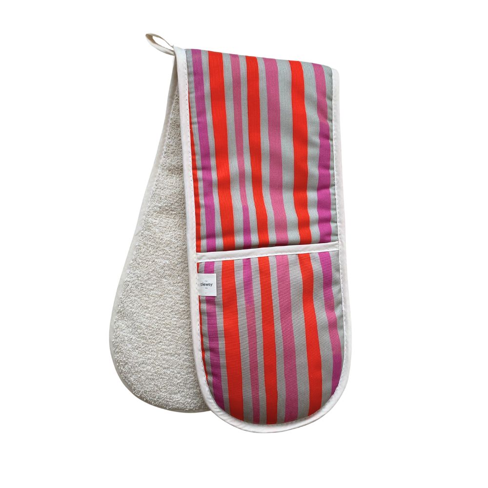 red-and-pink-stripe-oven-gloves