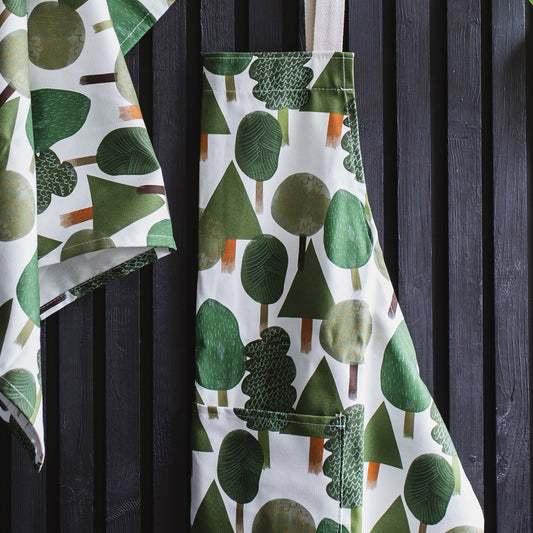 tree-botanical-adult-apron