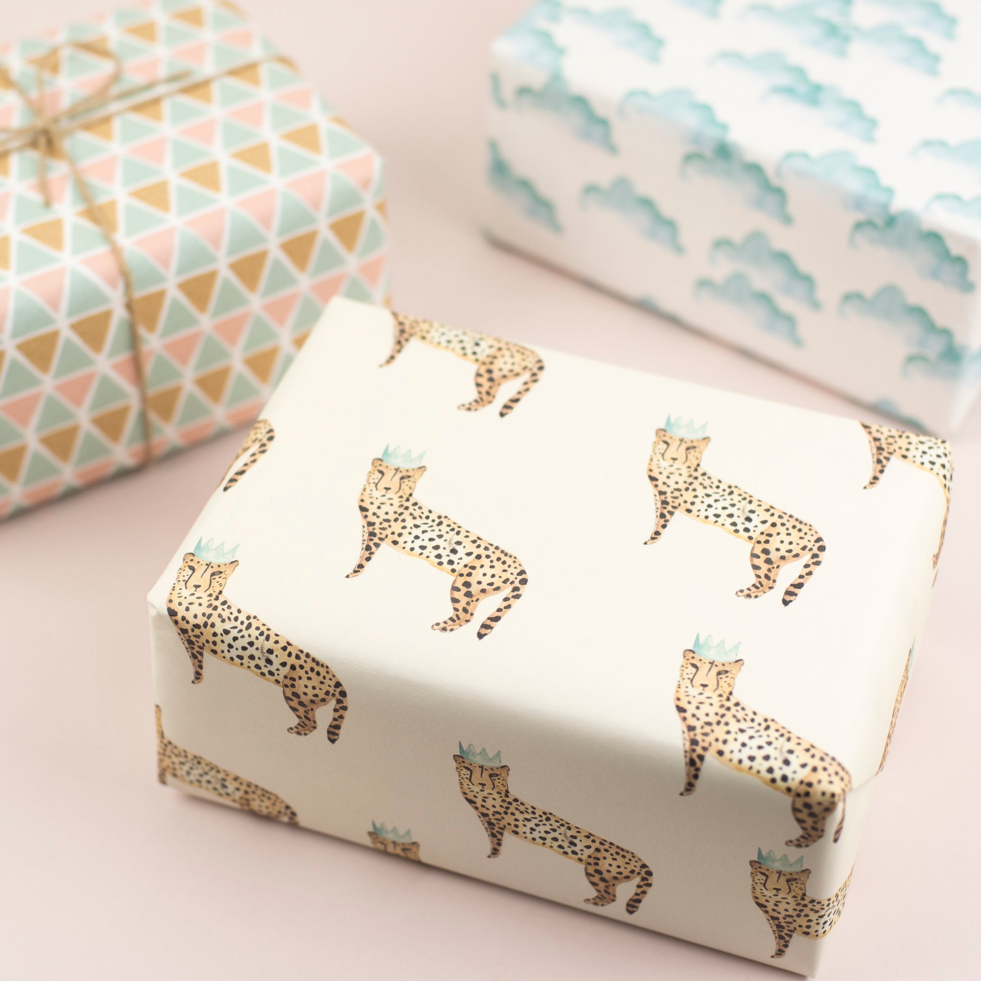 luxury-cheetah-gift-wrap