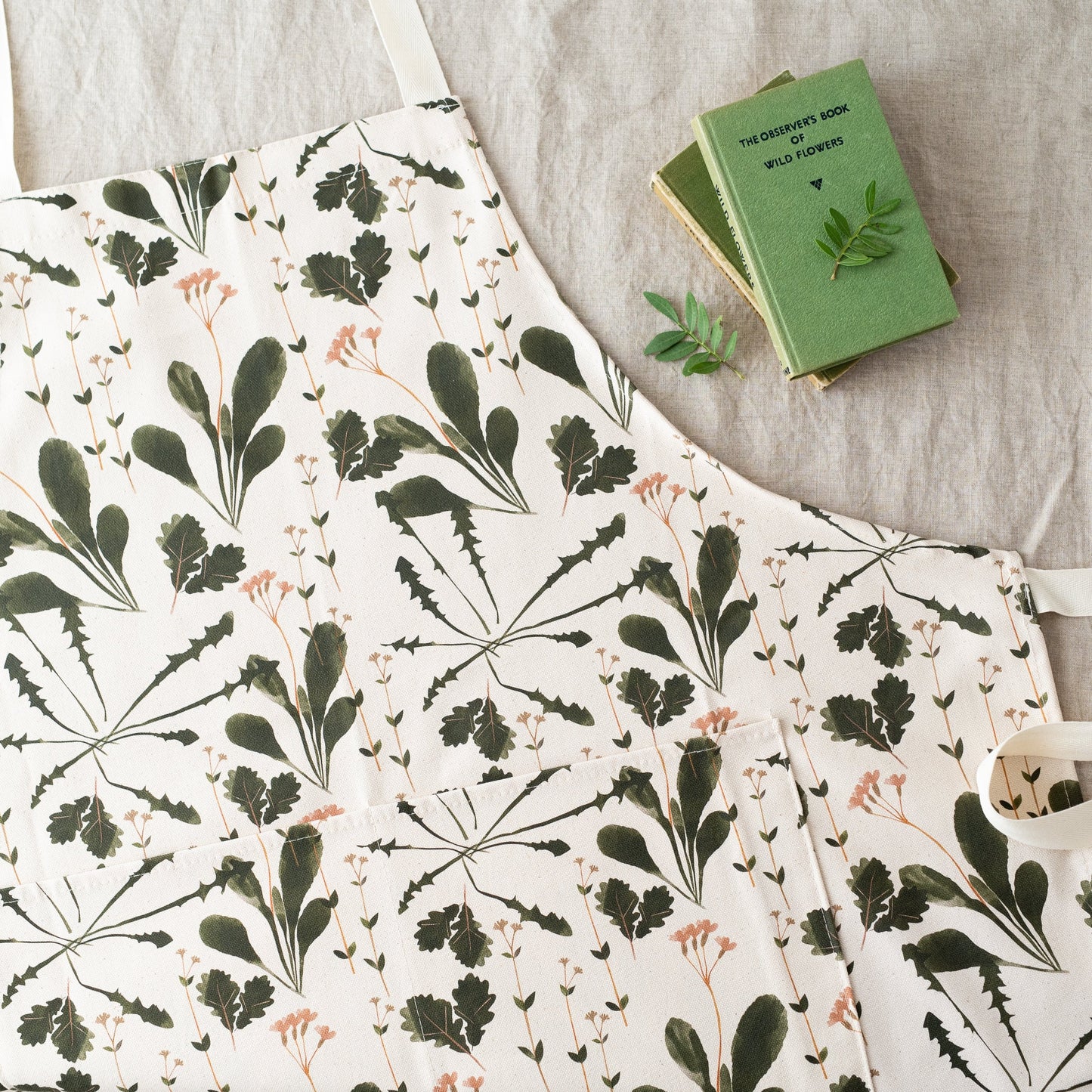 eco-friendly-botanical-apron