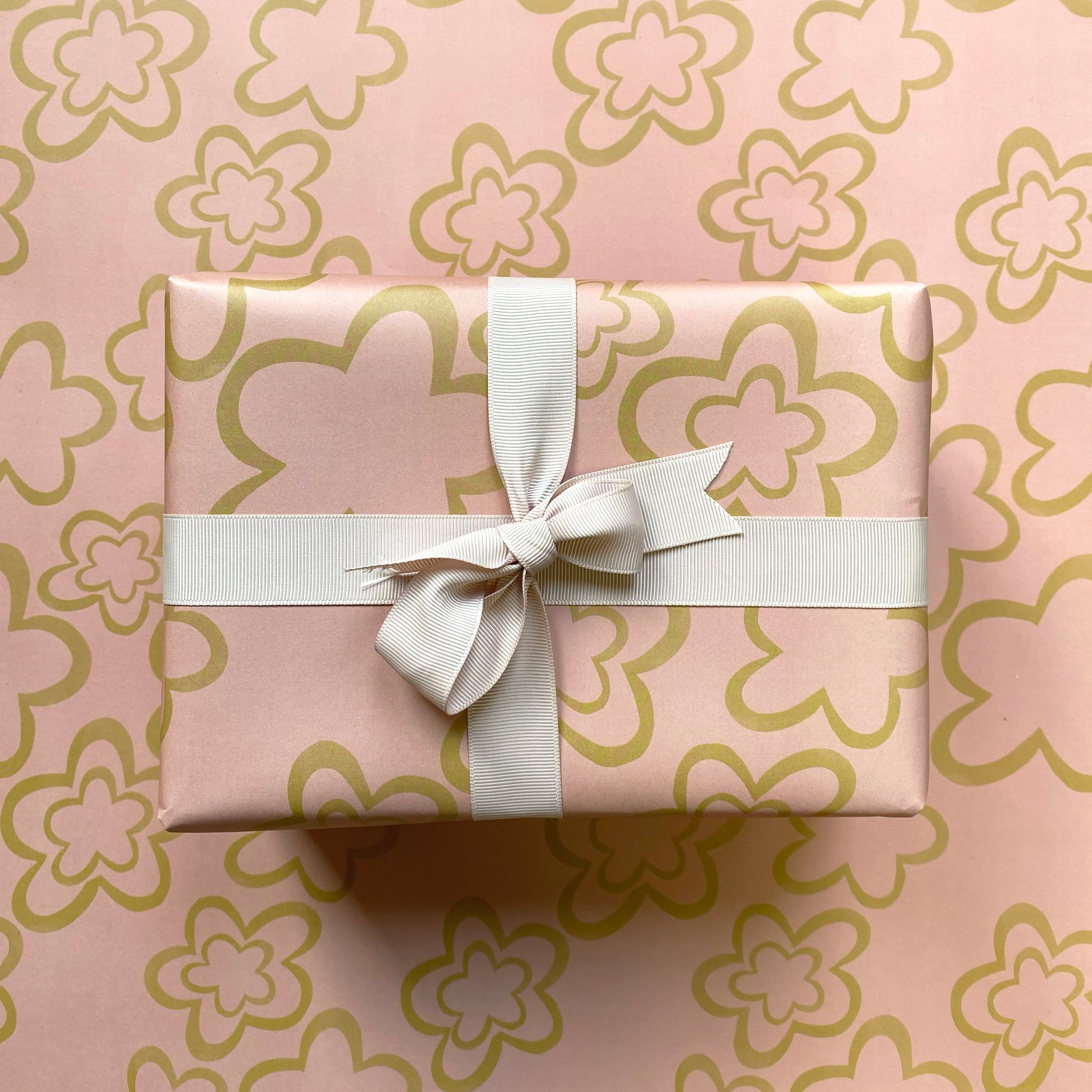 eco-friendly-pink-wrapping-paper