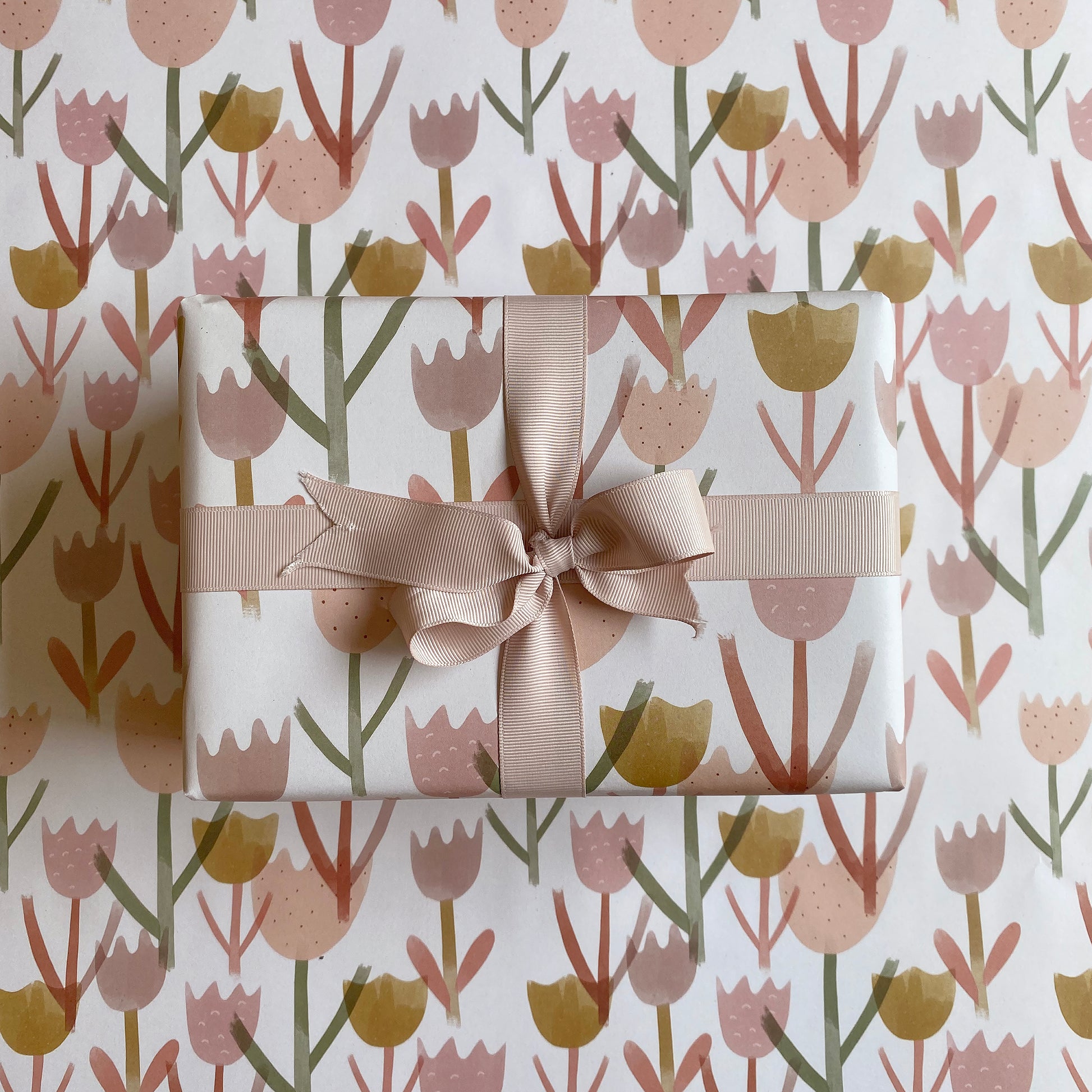 luxury-tulip-gift-wrap